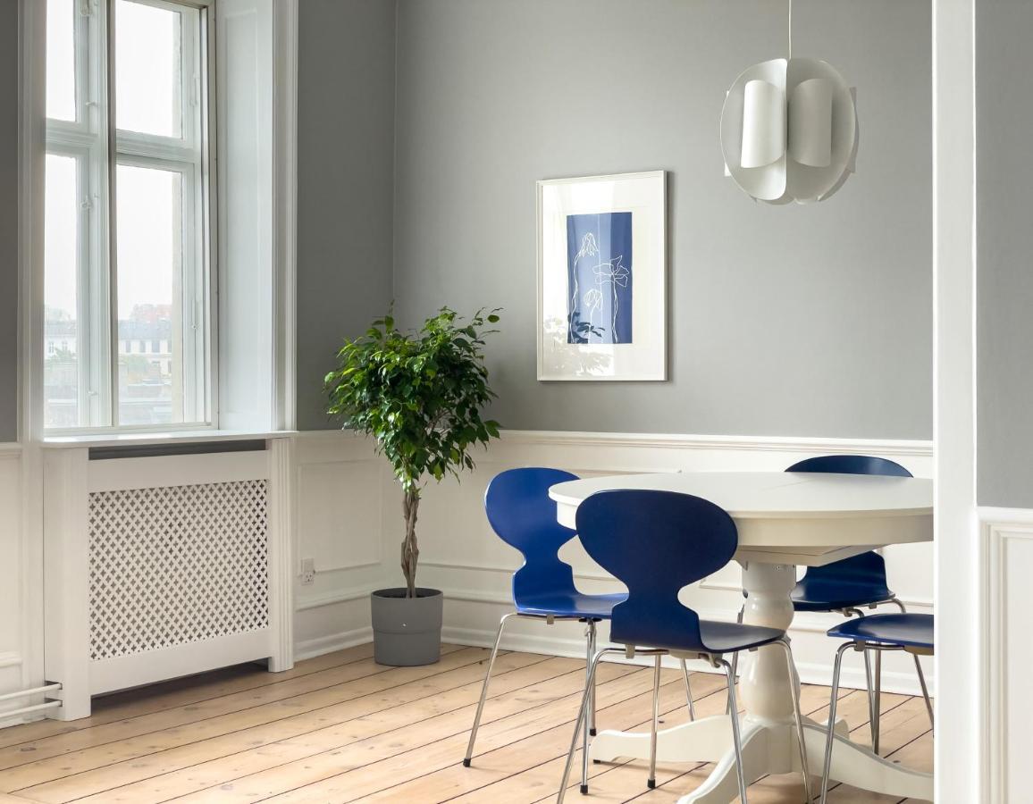 Stylish Classic Danish Design Apartment København Eksteriør billede