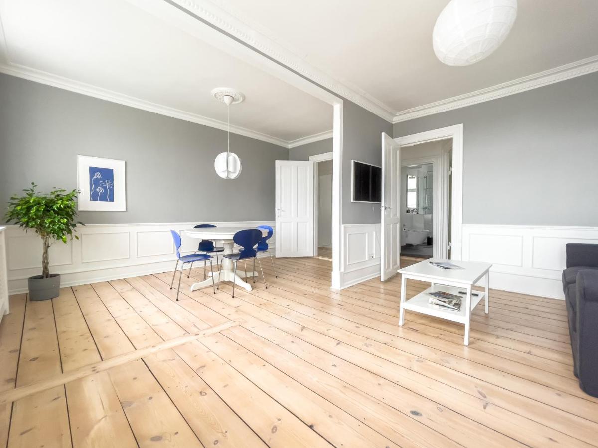 Stylish Classic Danish Design Apartment København Eksteriør billede