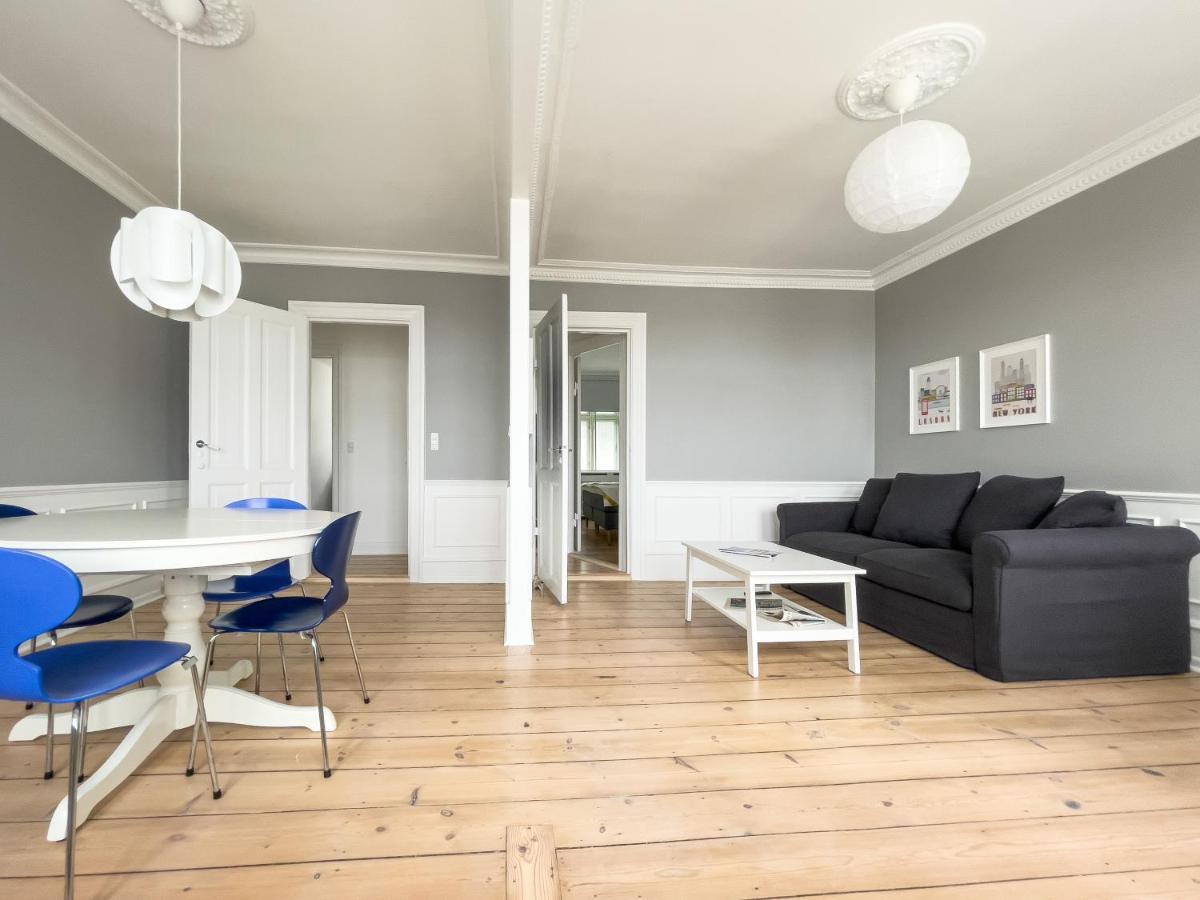 Stylish Classic Danish Design Apartment København Eksteriør billede